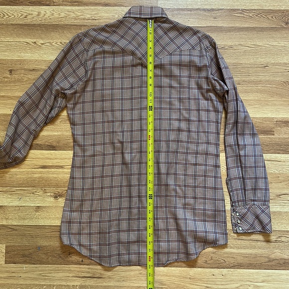 Vintage Miller Western Wear. Plaid bib front with Pearl Snap buttons. - Picture 9 of 13